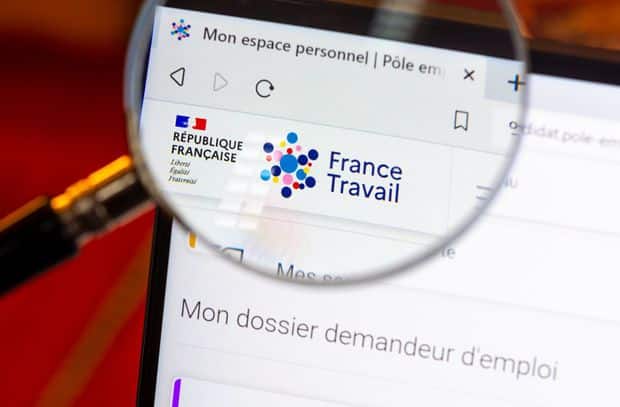 France Travail dévoile son Guide des simulateurs d'allocations, vous pouvez estimer vos droits en quelques clics !