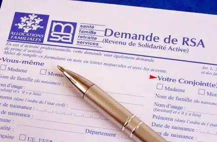 RSA : loi plein emploi adopt&eacute;e, quels changements pour les b&eacute;n&eacute;ficiaires&nbsp;?