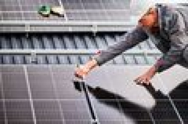 Panneaux solaires : les Français achètent-ils français ?